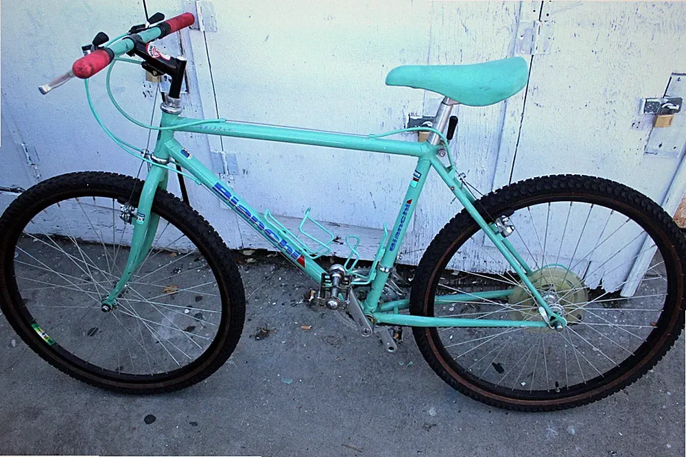 BIANCHI GRIZZLY celeste green color 18 complete bike